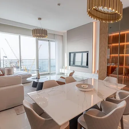 Avani Plus Palm View Dubai Suites-2